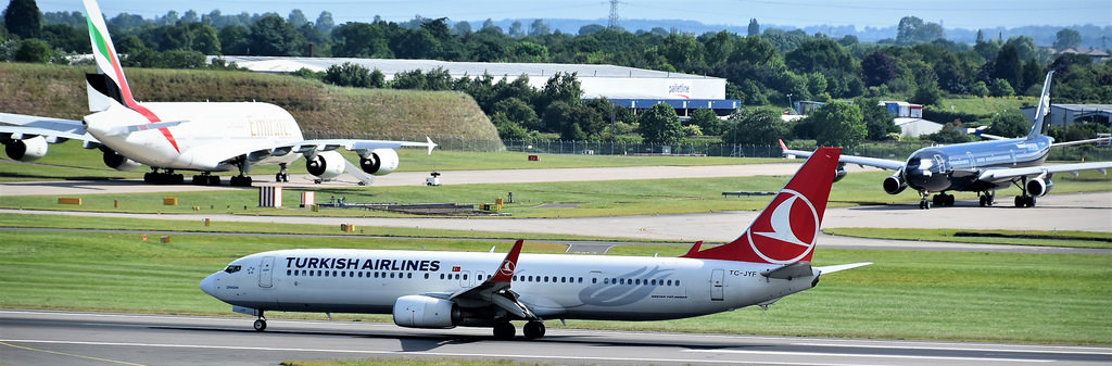 Photo of THY Turkish Airlines TC-JYF, Boeing 737-900