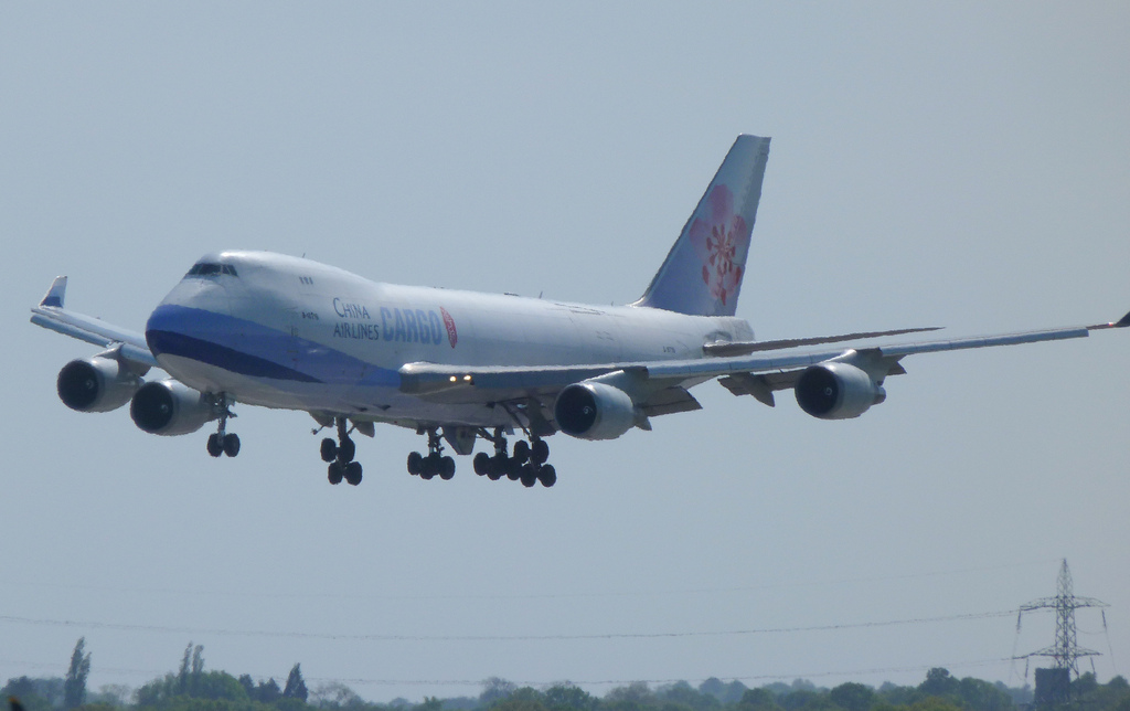 Photo of China Airlines B-18716, Boeing 747-400
