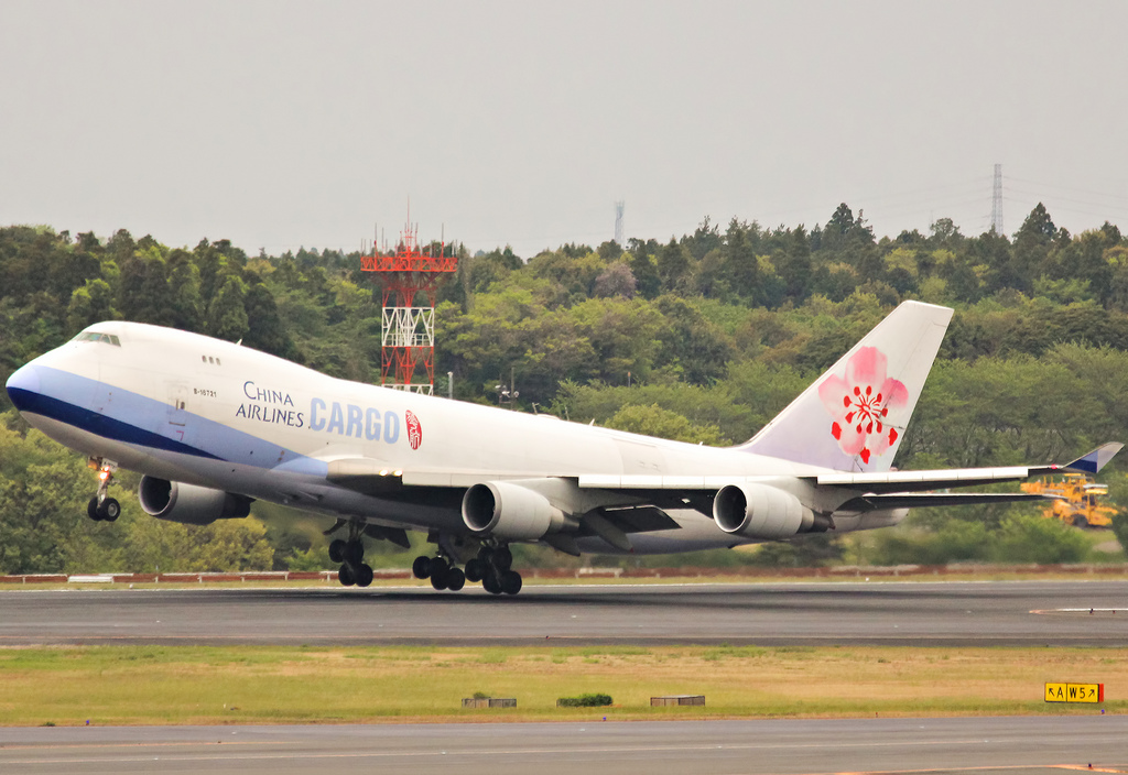 Photo of China Airlines B-18721, Boeing 747-400