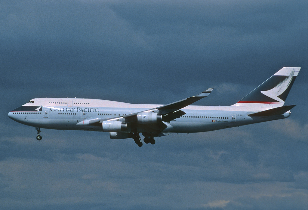 Photo of Cathay Pacific B-HOP, Boeing 747-400