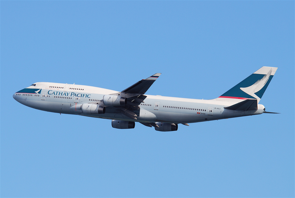 Photo of Cathay Pacific B-HUJ, Boeing 747-400