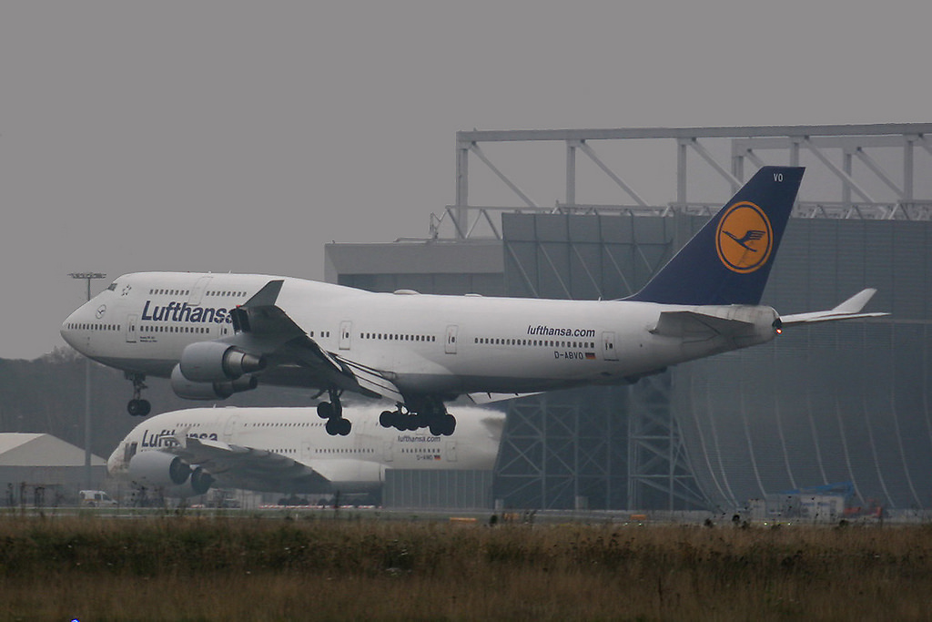 Photo of Lufthansa D-ABVO, Boeing 747-400