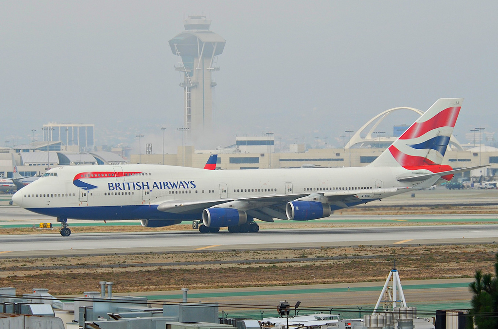 Photo of British Airways G-BNLL, Boeing 747-400
