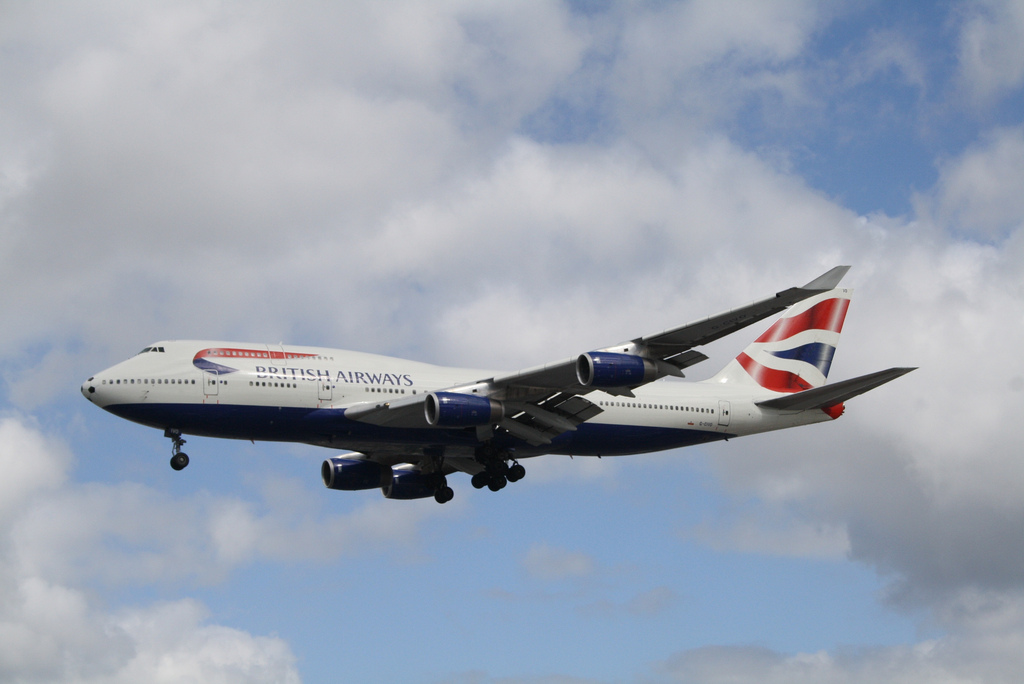 Photo of British Airways G-CIVO, Boeing 747-400