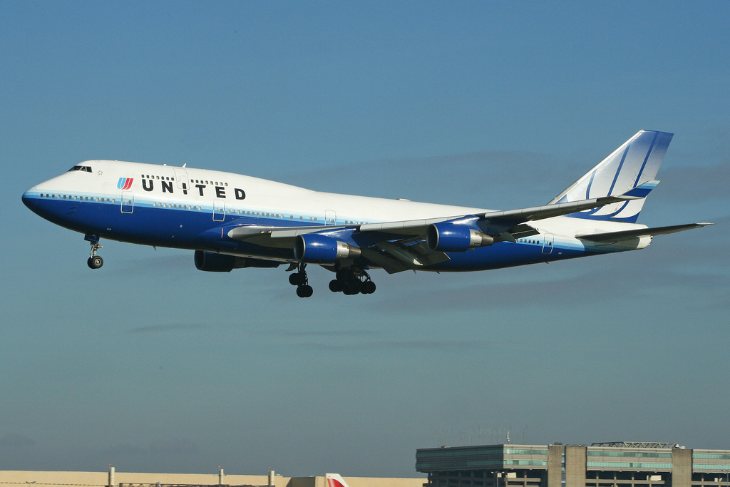 Photo of United N120UA, Boeing 747-400