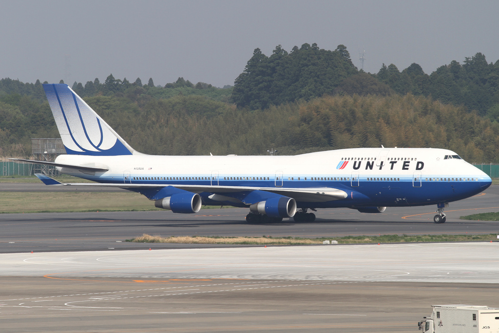Photo of United N128UA, Boeing 747-400