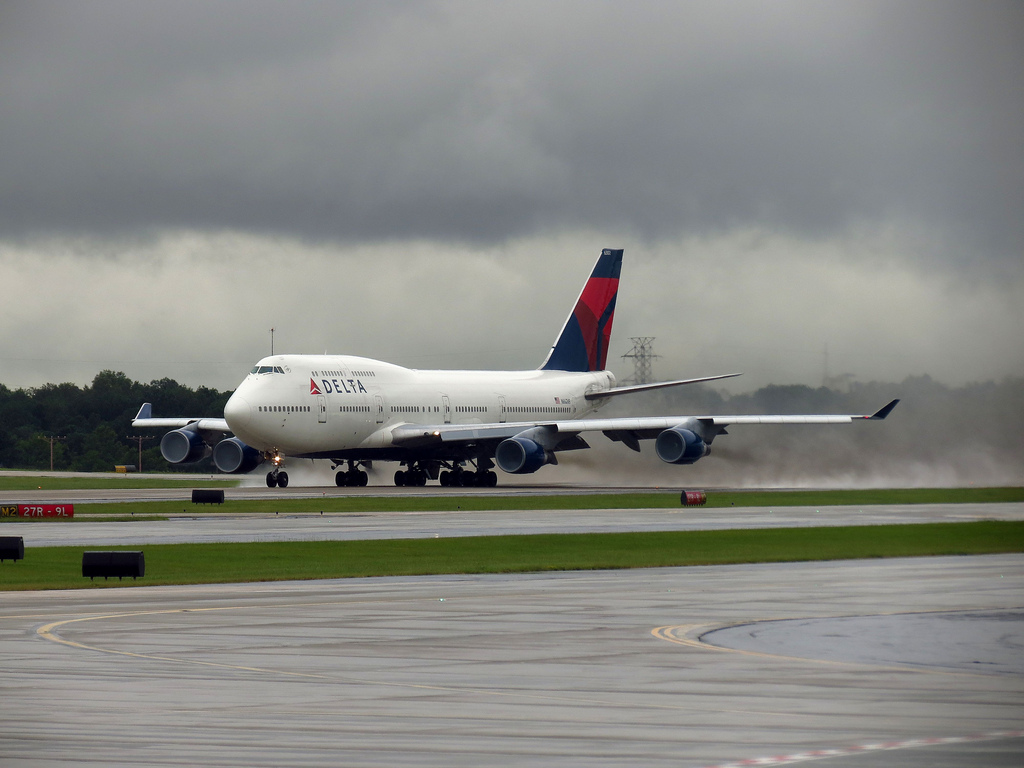 Photo of Delta Airlines N662US, Boeing 747-400