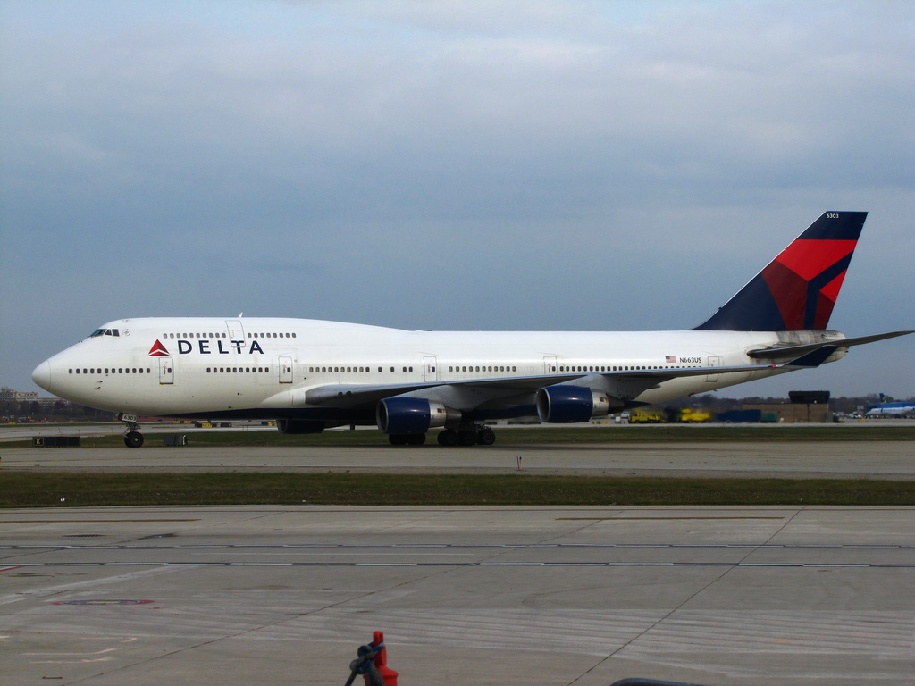 Photo of Delta Airlines N663US, Boeing 747-400