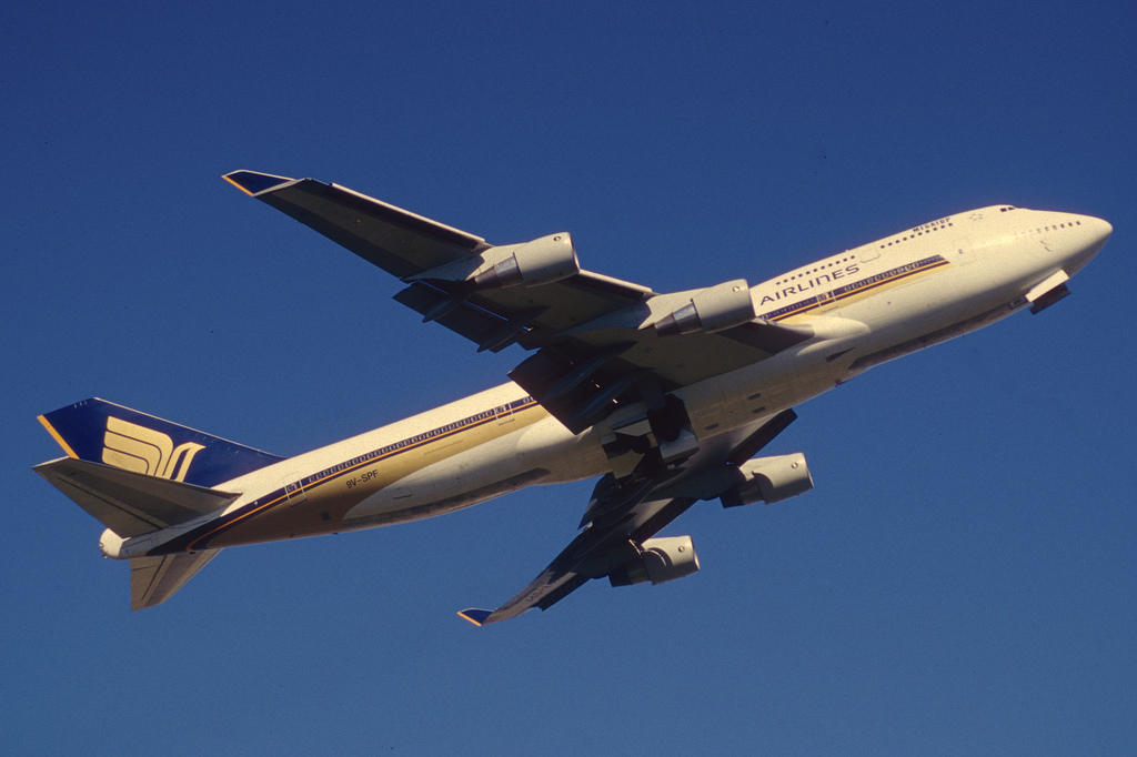 Photo of SkyLease Cargo N742WA, Boeing 747-400