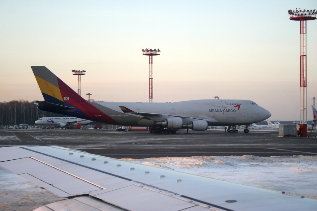 Photo of Asiana Airlines HL7413, Boeing 747-400