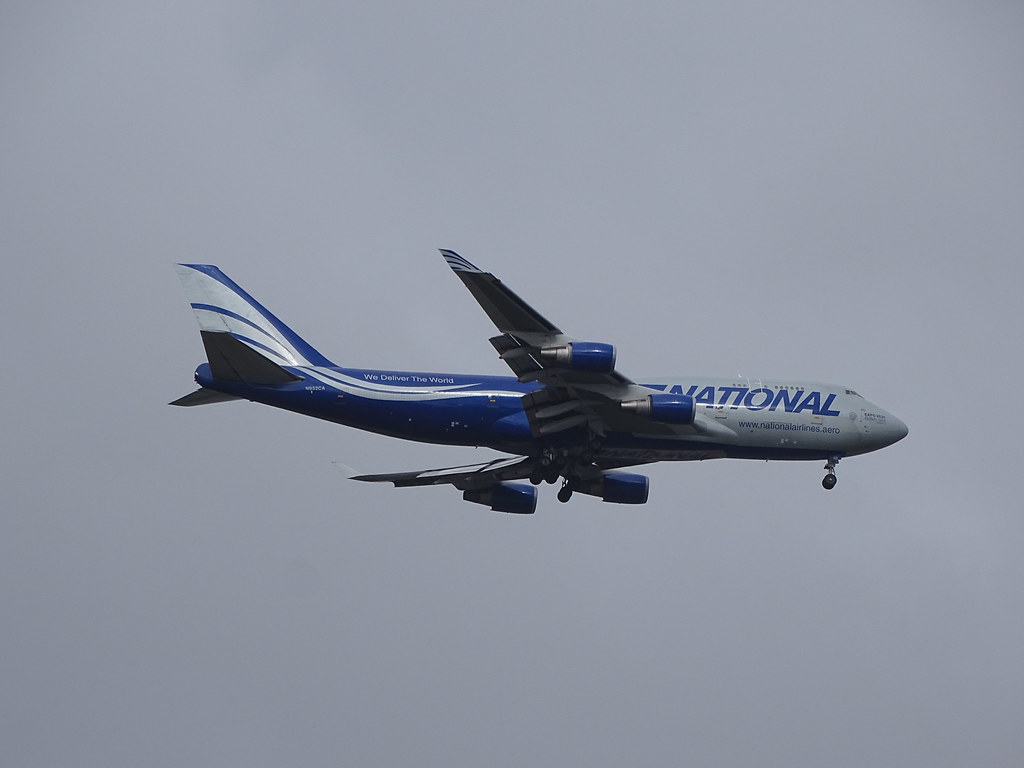 Photo of National Air Cargo N952CA, Boeing 747-400