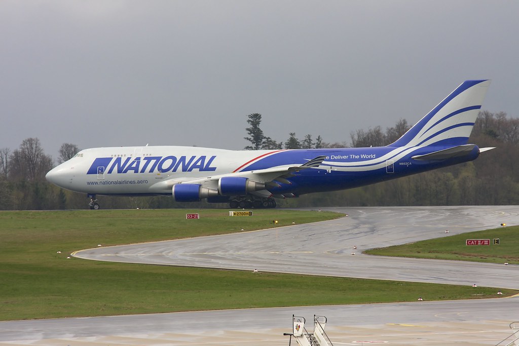 Photo of National Air Cargo N952CA, Boeing 747-400
