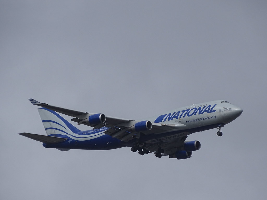 Photo of National Air Cargo N952CA, Boeing 747-400