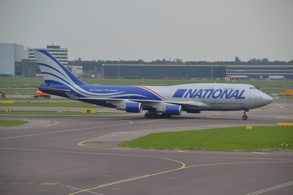 Photo of National Air Cargo N952CA, Boeing 747-400