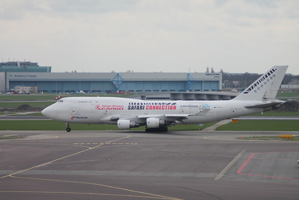 Photo of Martinair PH-MPS, Boeing 747-400