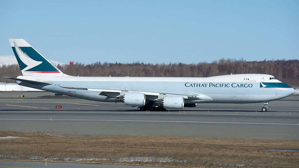 Photo of Cathay Pacific B-LJE, Boeing 747-8