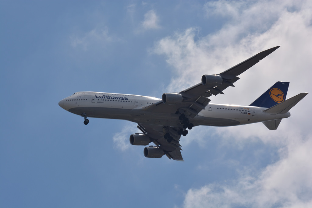 Photo of Lufthansa D-ABYP, Boeing 747-8