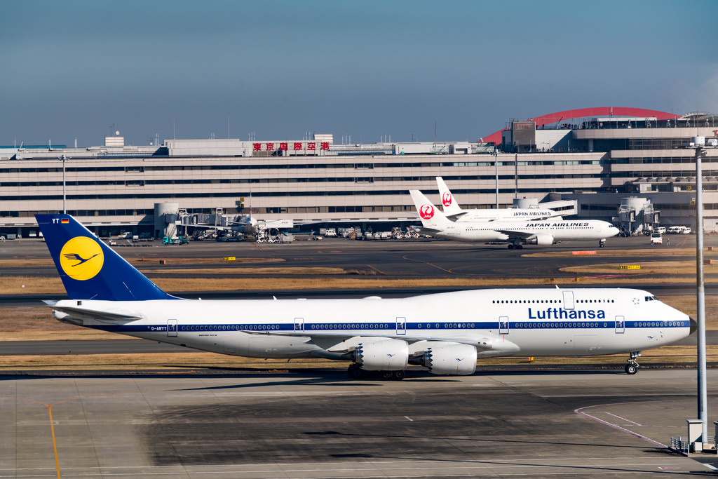 Photo of Lufthansa D-ABYT, Boeing 747-8