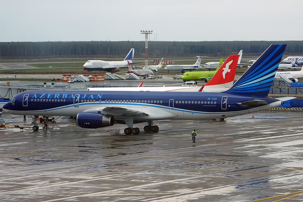 Photo of Azerbaijan Airlines 4K-AZ11, Boeing 757-200