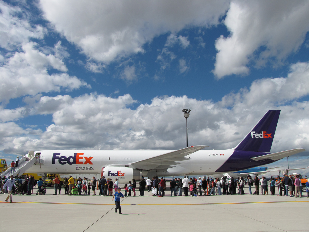 Photo of Morningstar Air Express C-FMAI, Boeing 757-200