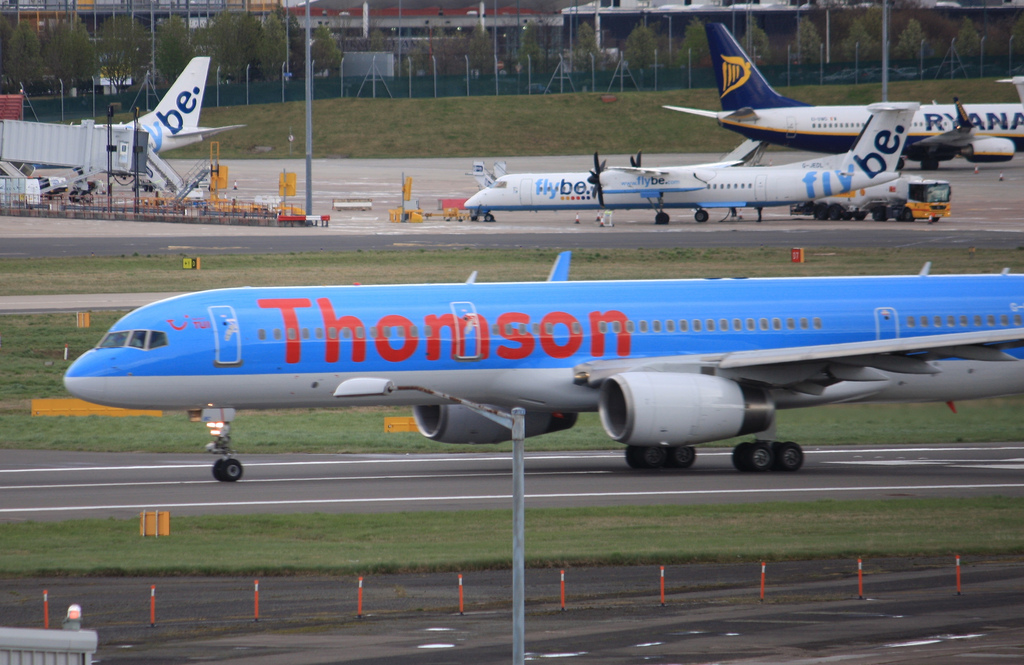 Photo of Thomson Airways G-OOBC, Boeing 757-200