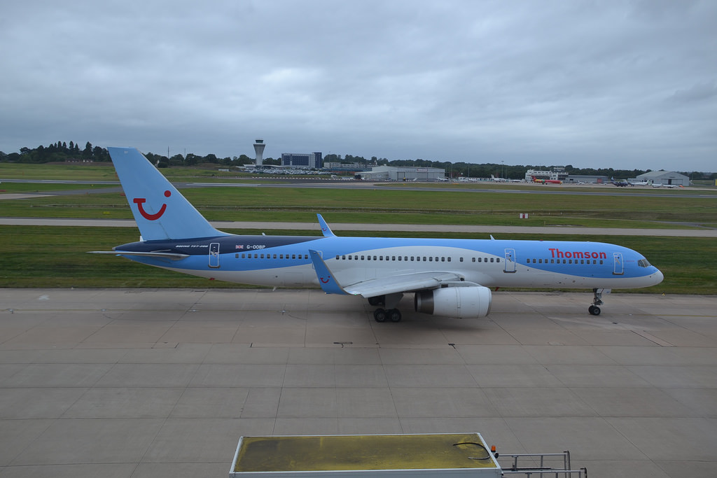 Photo of Thomson Airways G-OOBP, Boeing 757-200