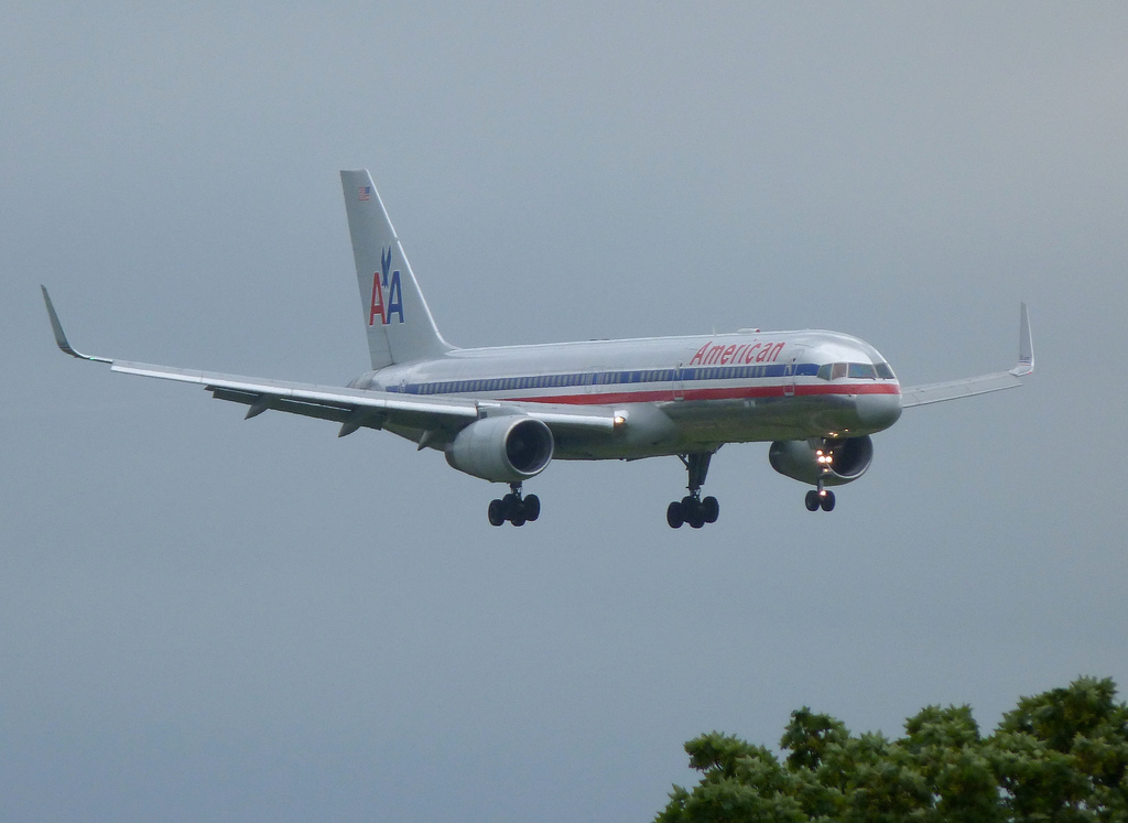Photo of American Airlines N188AN, Boeing 757-200