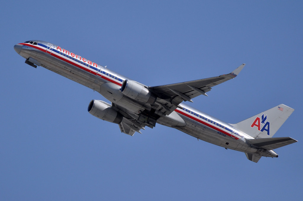 Photo of American Airlines N193AN, Boeing 757-200