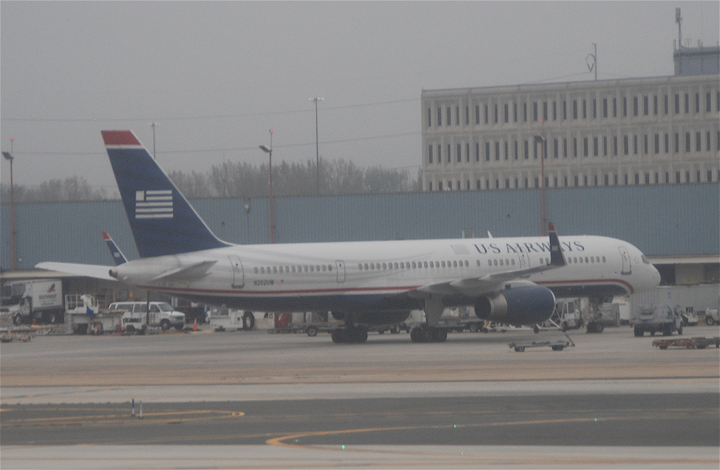 Photo of US Airways N202UW, Boeing 757-200