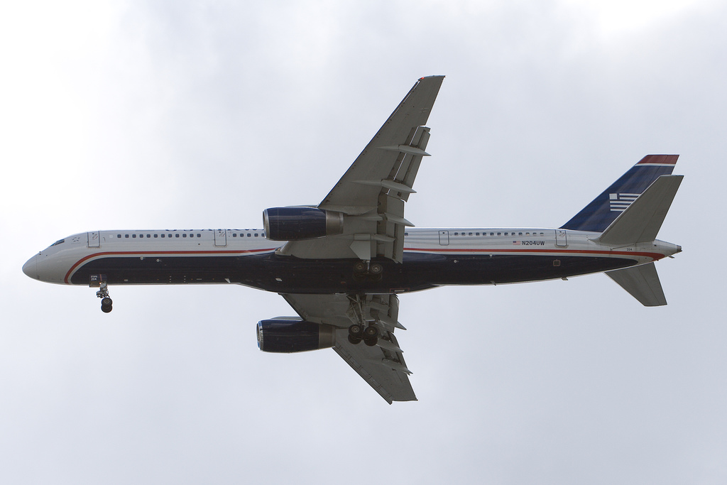 Photo of American Airlines N204UW, Boeing 757-200