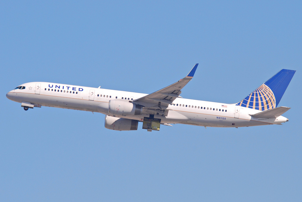Photo of United N41135, Boeing 757-200