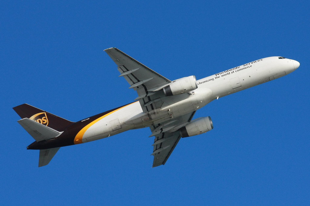 Photo of UPS N461UP, Boeing 757-200