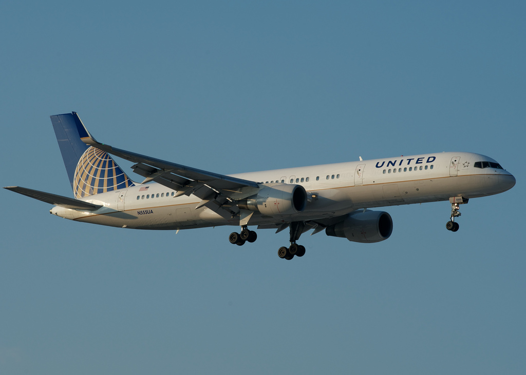 Photo of United N555UA, Boeing 757-200