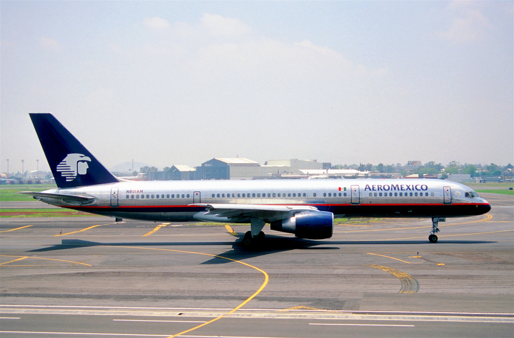 Photo of Delta Airlines N624AG, Boeing 757-200