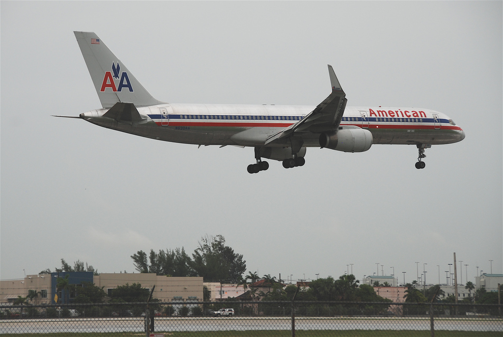Photo of American Airlines N630AA, Boeing 757-200