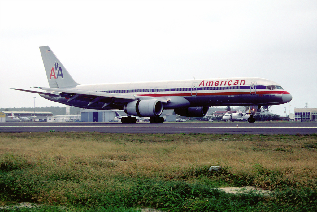 Photo of American Airlines N655AA, Boeing 757-200