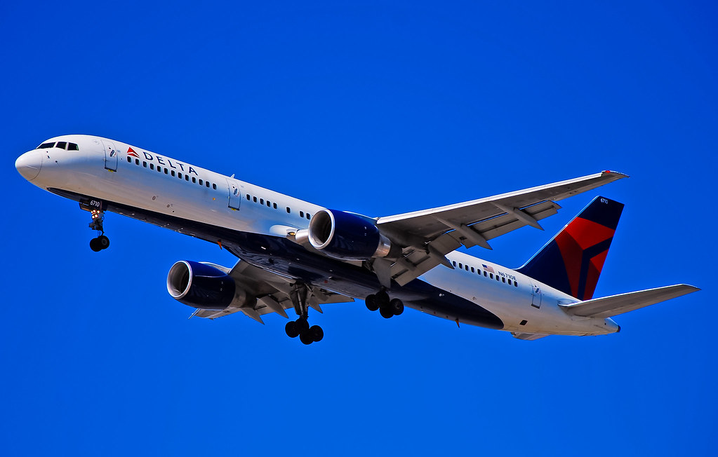 Photo of Delta Airlines N6710E, Boeing 757-200