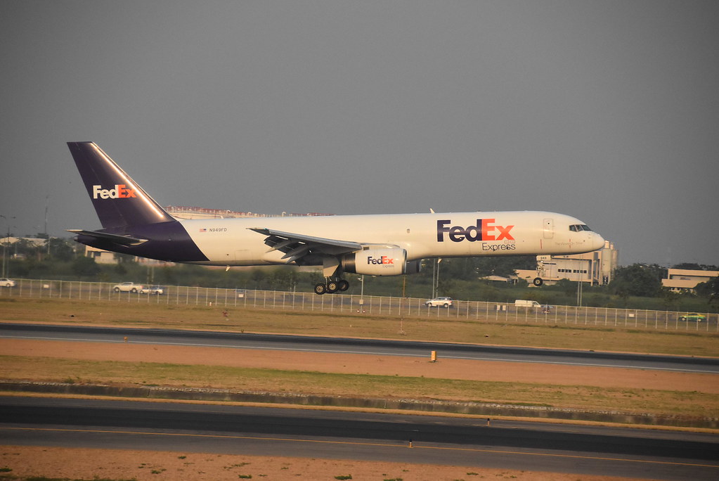 Photo of Fedex N949FD, Boeing 757-200