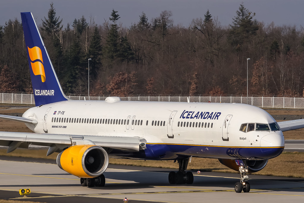 Photo of Icelandair TF-FIK, Boeing 757-200