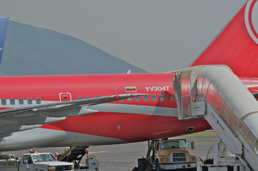 Photo of SBA Airlines YV304T, Boeing 757-200