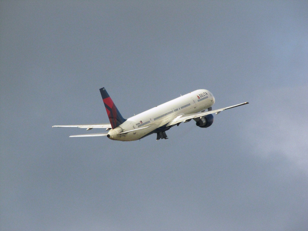 Photo of Delta Airlines N590NW, Boeing 757-300