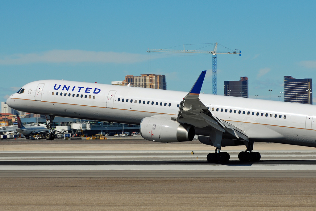 Photo of United N74856, Boeing 757-300