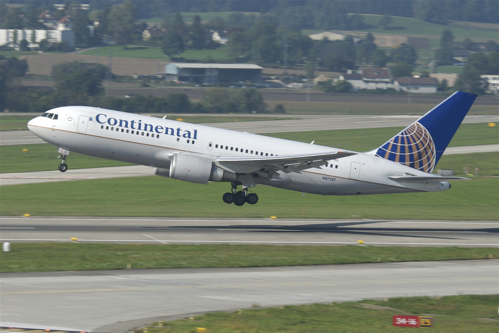 Photo of Omni Air International N234AX, Boeing 767-200