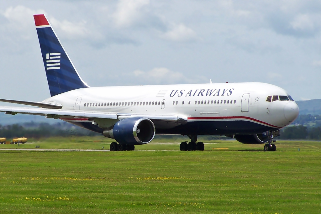 Photo of US Airways N246AY, Boeing 767-200