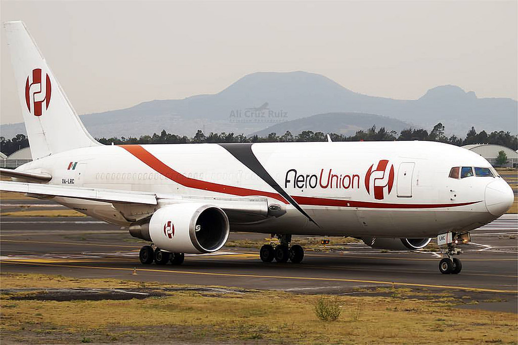 Photo of Aerounion XA-LRC, Boeing 767-200