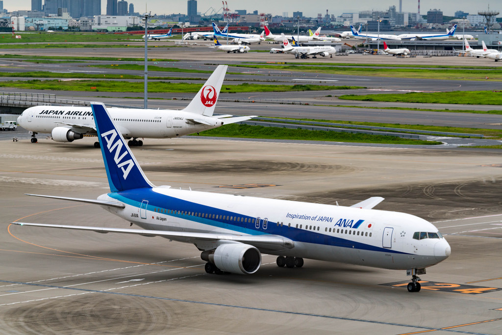Photo of ANA All Nippon Airways JA611A, Boeing 767-300