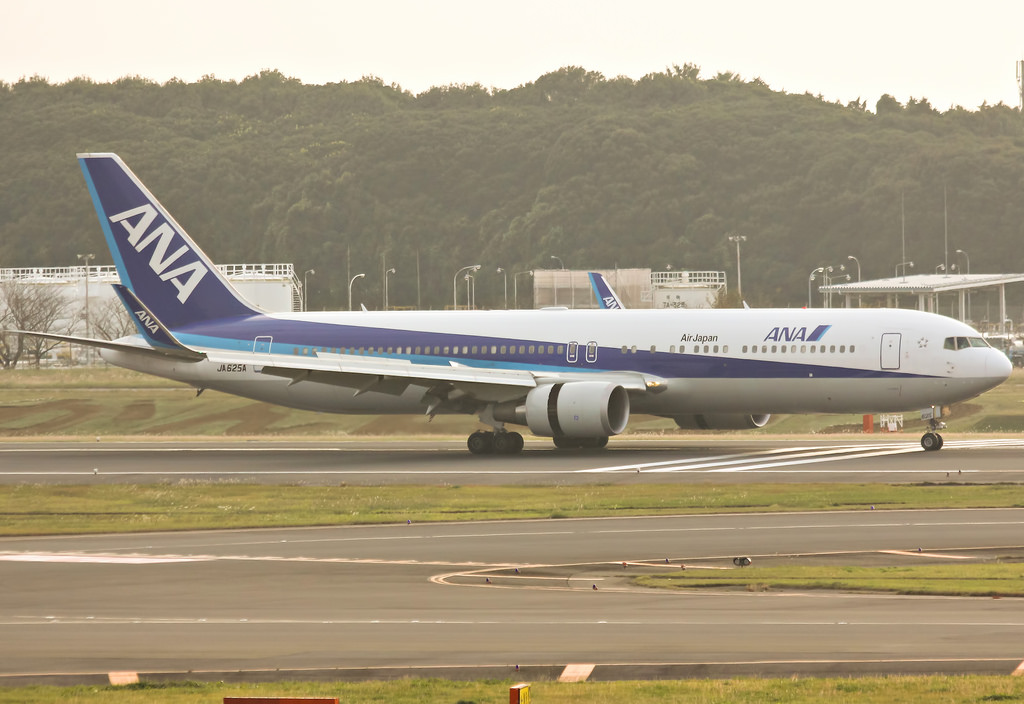 Photo of ANA All Nippon Airways JA625A, Boeing 767-300