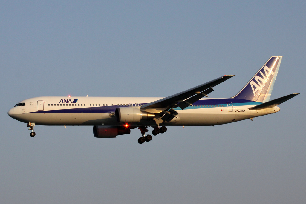 Photo of ANA All Nippon Airways JA8569, Boeing 767-300