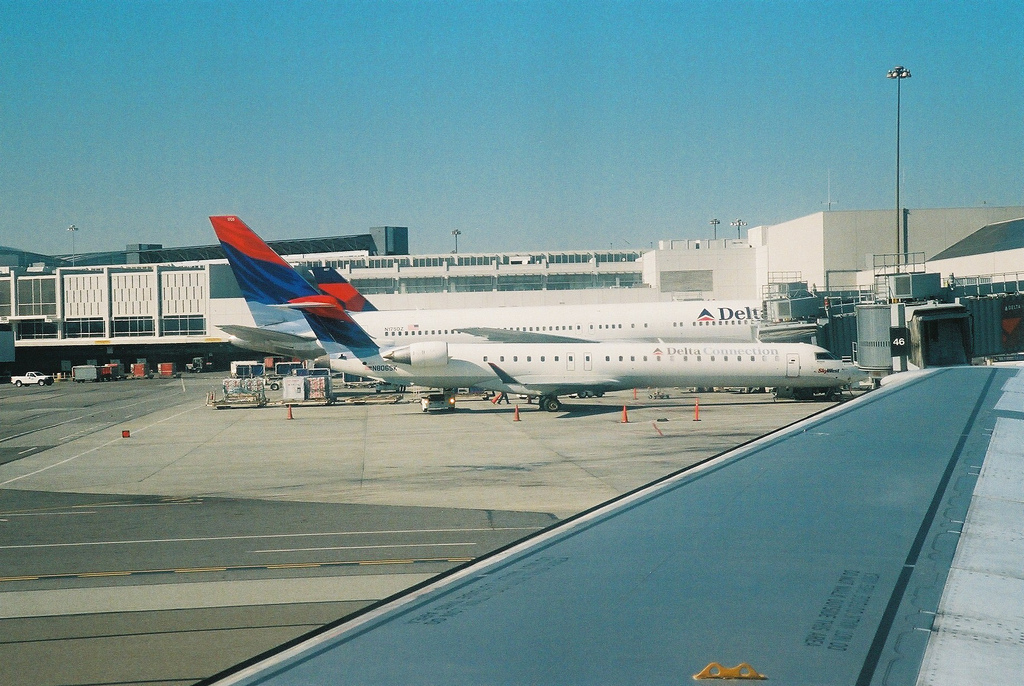 Photo of Delta Airlines N175DZ, Boeing 767-300