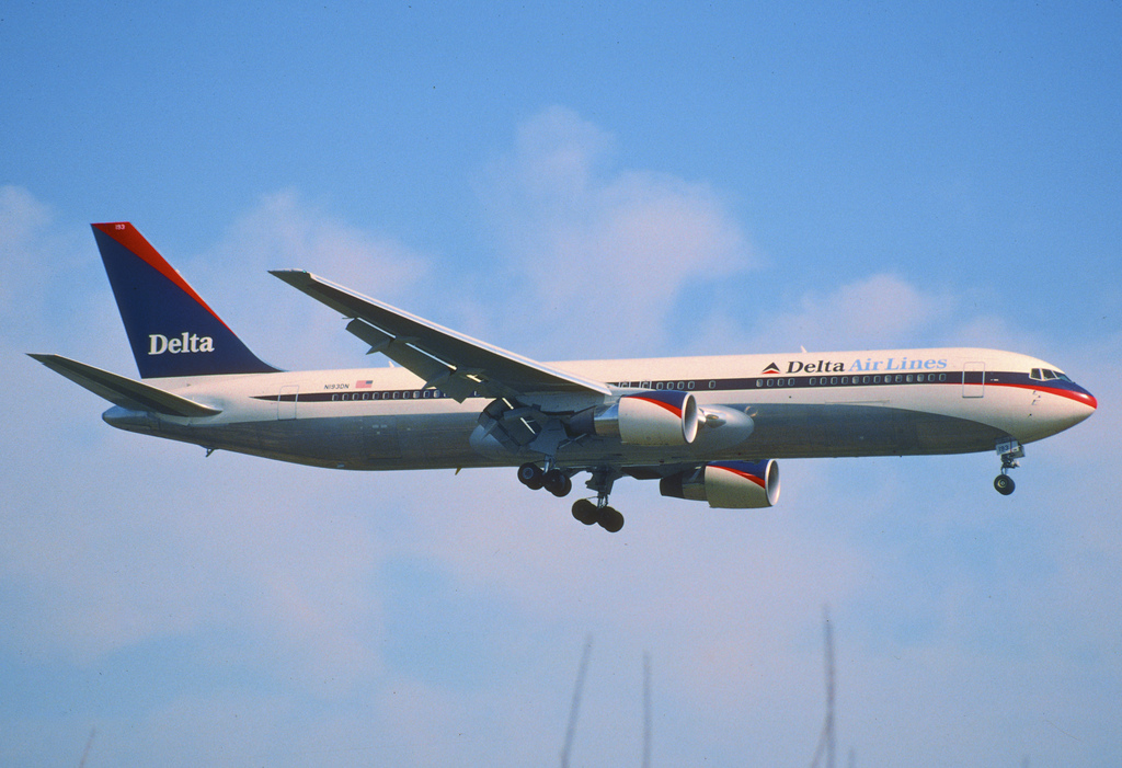Photo of Delta Airlines N193DN, Boeing 767-300